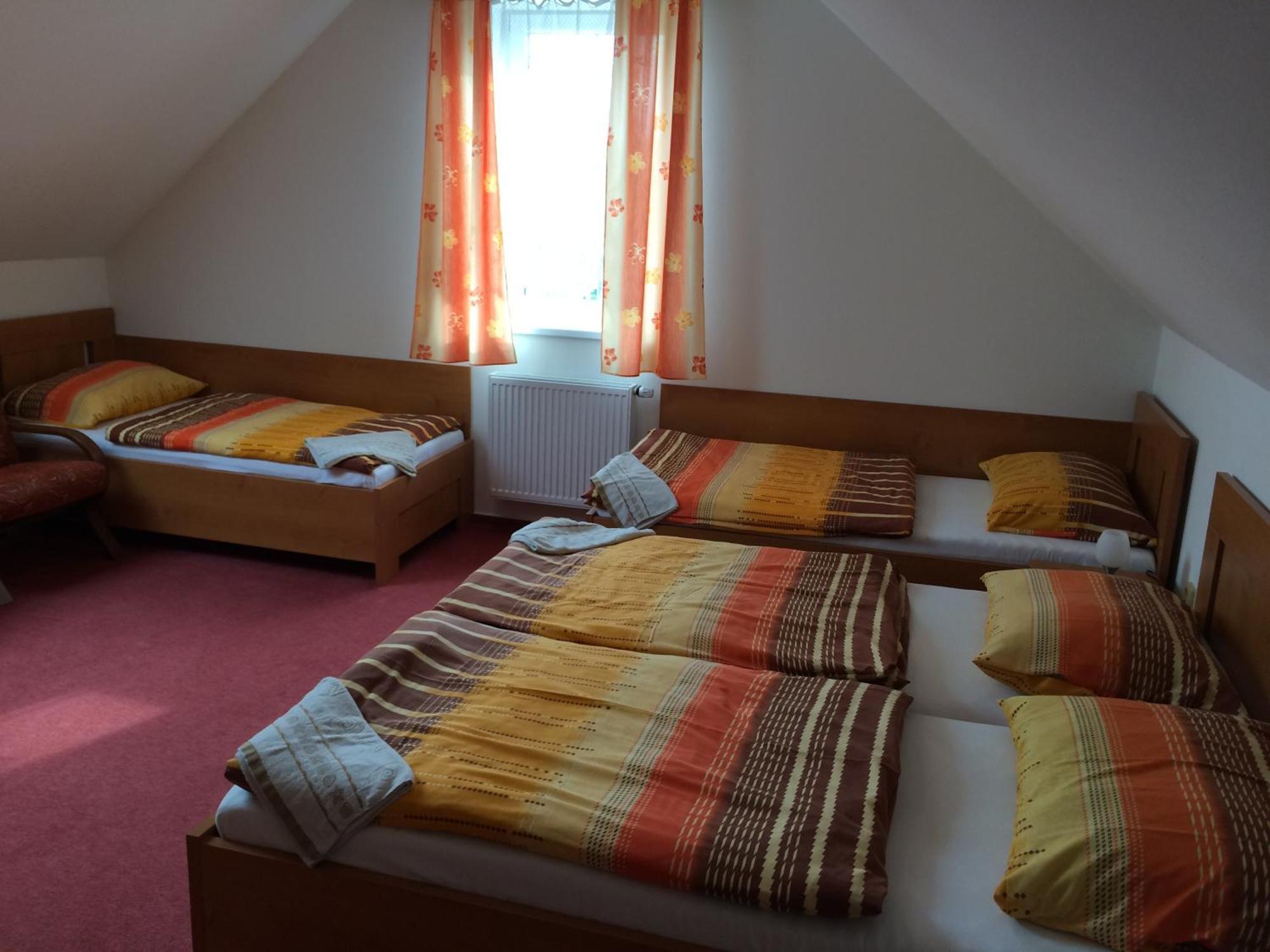 Penzion Rakovec Bukovinka Exterior foto